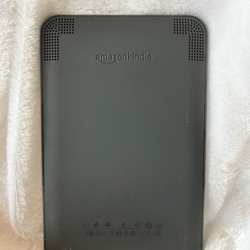 Amazon Kindle Model d00901 3rd Generation eReader PARTS ONLY - Picture 2 of 3